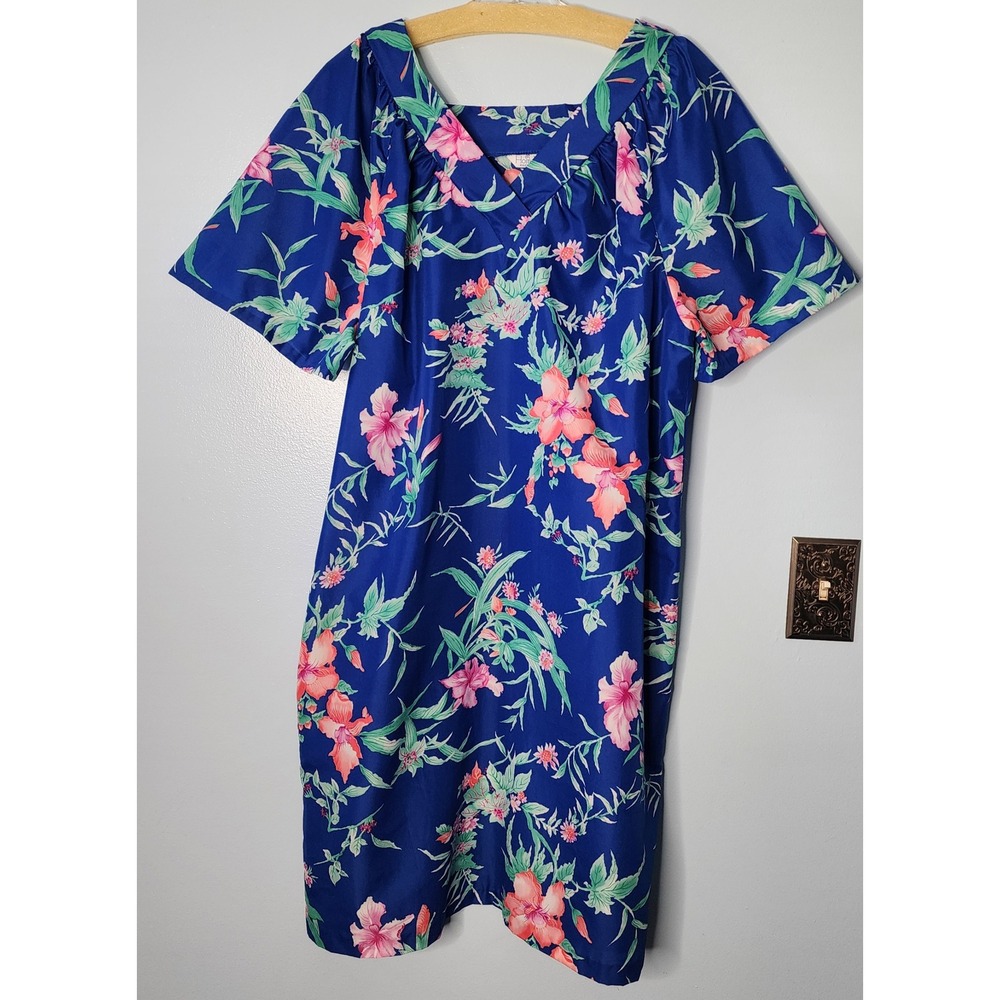 at HomeWear Muumuu House Dress Coat Womens 1X Blue Floral Tropical V-Neck EXC